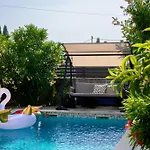 Latini - Ideal For A Family Vacation. Heated Pool. Local Breakfast Optional Available Villa Svetvinčenat
